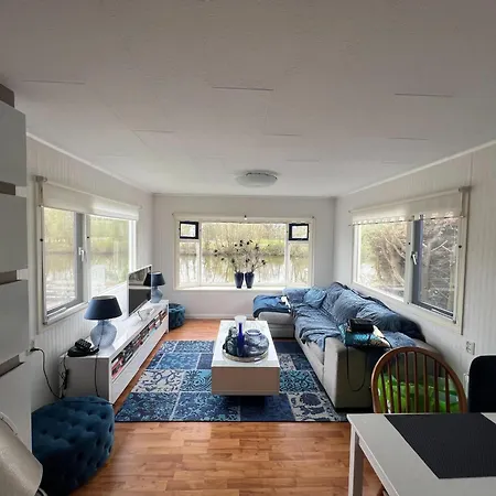 Holiday home Cosy With Garden Ooltgensplaat