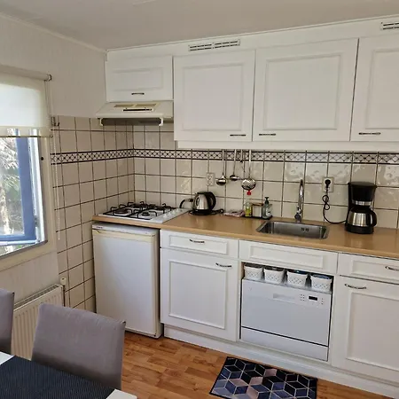 Cosy With Garden Holiday home Ooltgensplaat